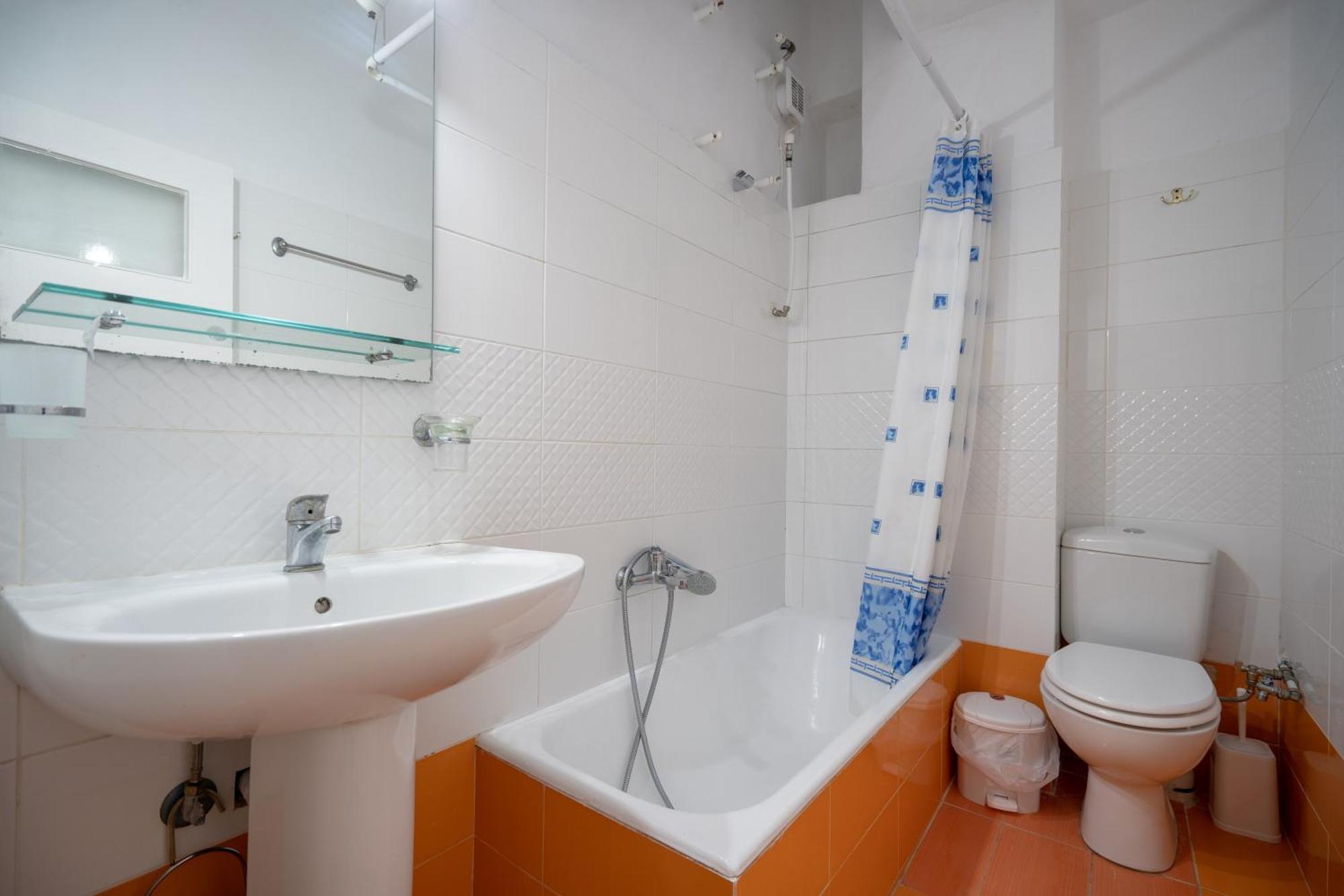 Cozy Ilisia 1 Bedroom By Mps Apartamento